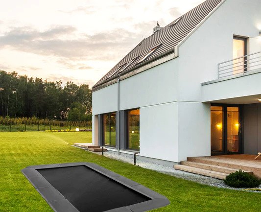 Keeping Your Inground Trampoline Dry 